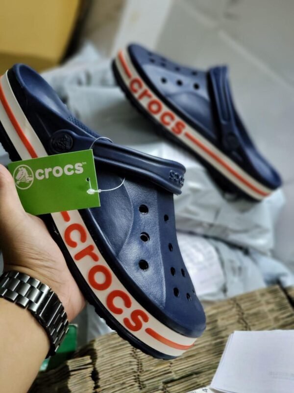 Crocs-black-red