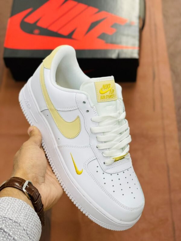 Nike Air Force 1 White Gold