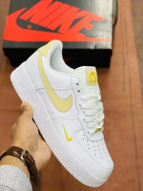 Nike Air Force 1 White Gold